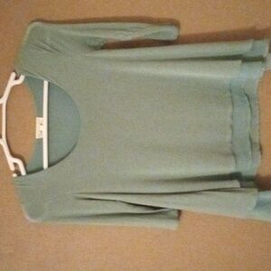 Cloudshaser female top Small